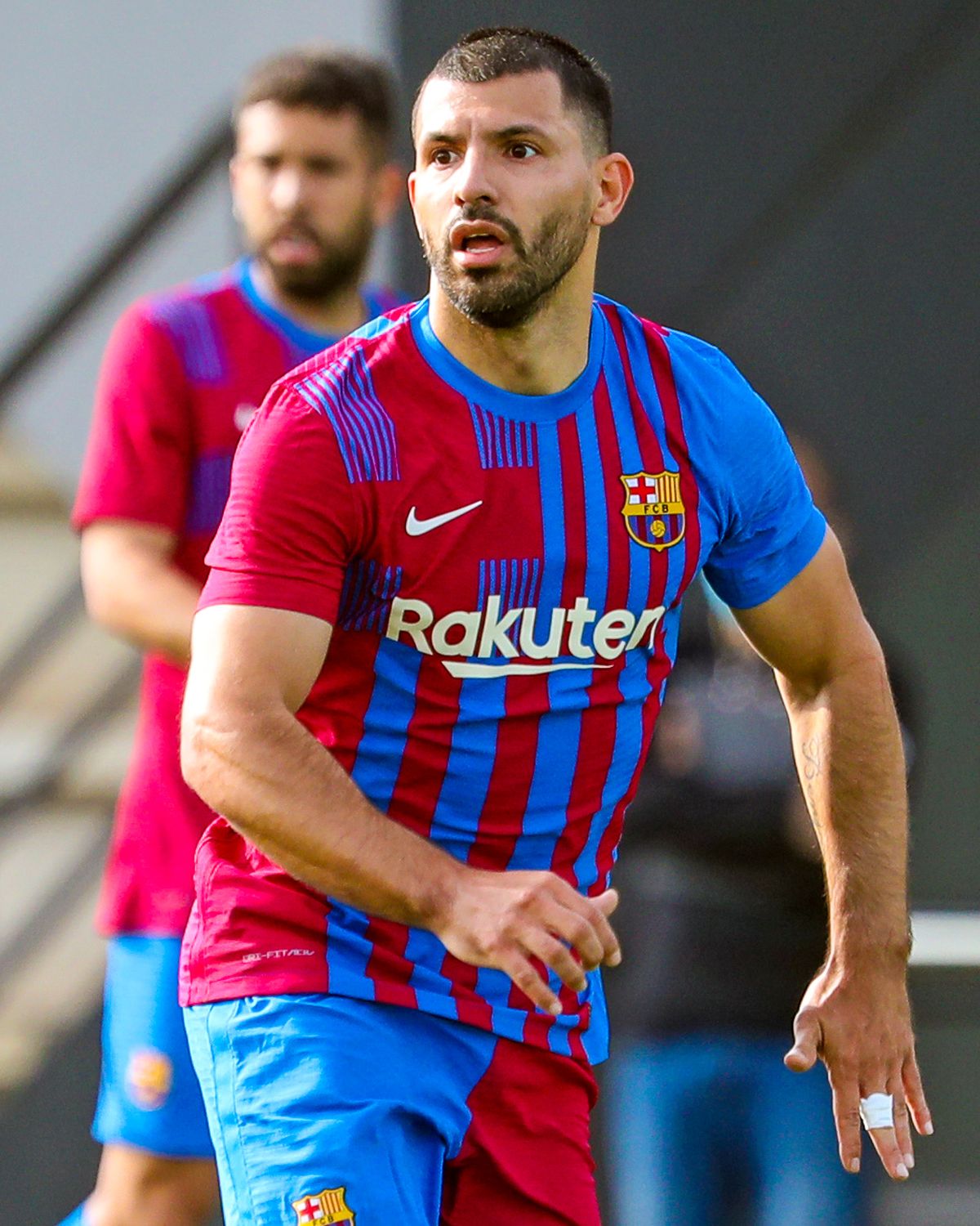 El Kun Agüero debutaría este fin de semana en el Barcelona, sin Lionel Messi