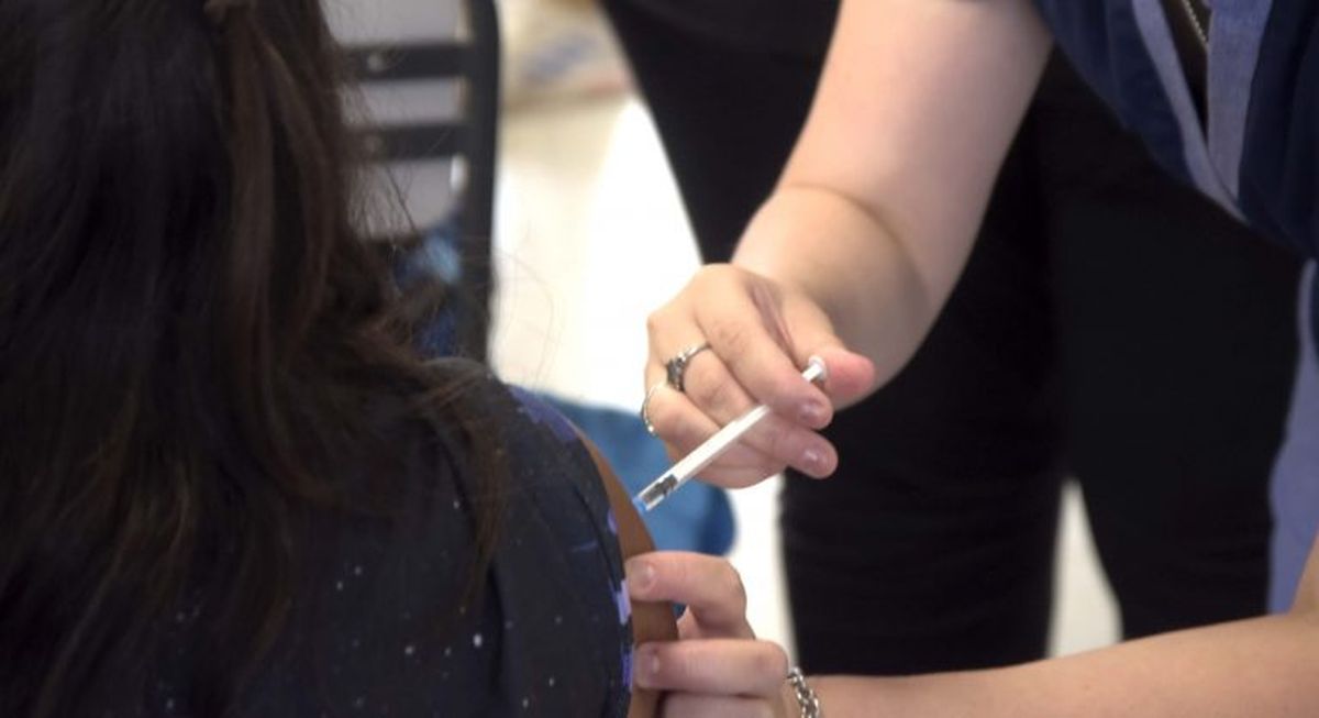 Salud recomienda revisar el carnet de vacunación y completar las dosis anti sarampión. Salud recomienda revisar el carnet de vacunación y completar las dosis anti sarampión.