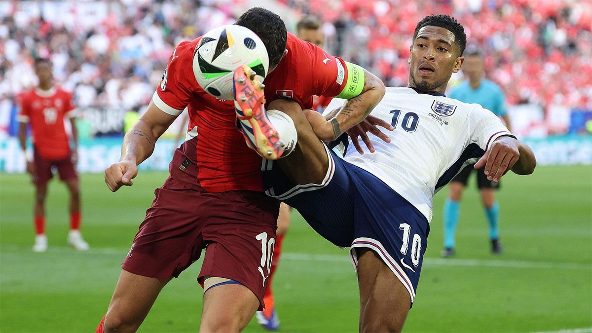 La selección de Inglaterra tuvo que batallar mucho para superar a Suiza en los cuartos de final de la Eurocopa 2024. La selección de Inglaterra tuvo que batallar mucho para superar a Suiza en los cuartos de final de la Eurocopa 2024.