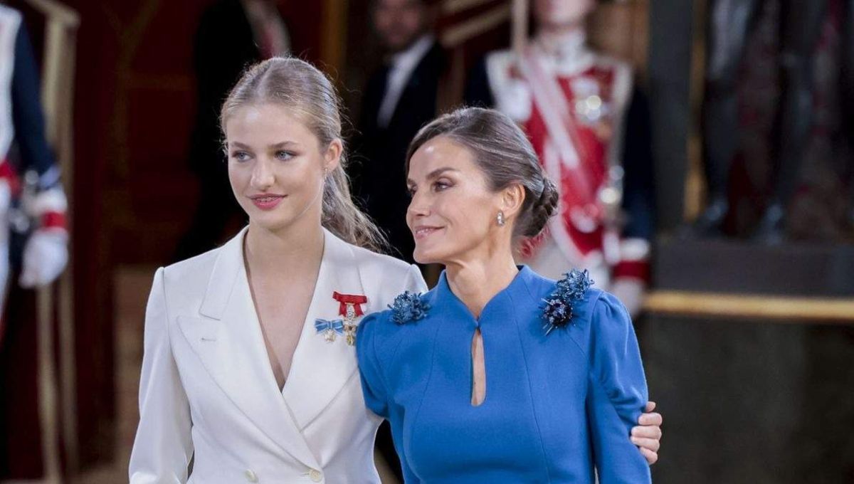 Reina Letizia y la princesa Leonor. Reina Letizia y la princesa Leonor. 