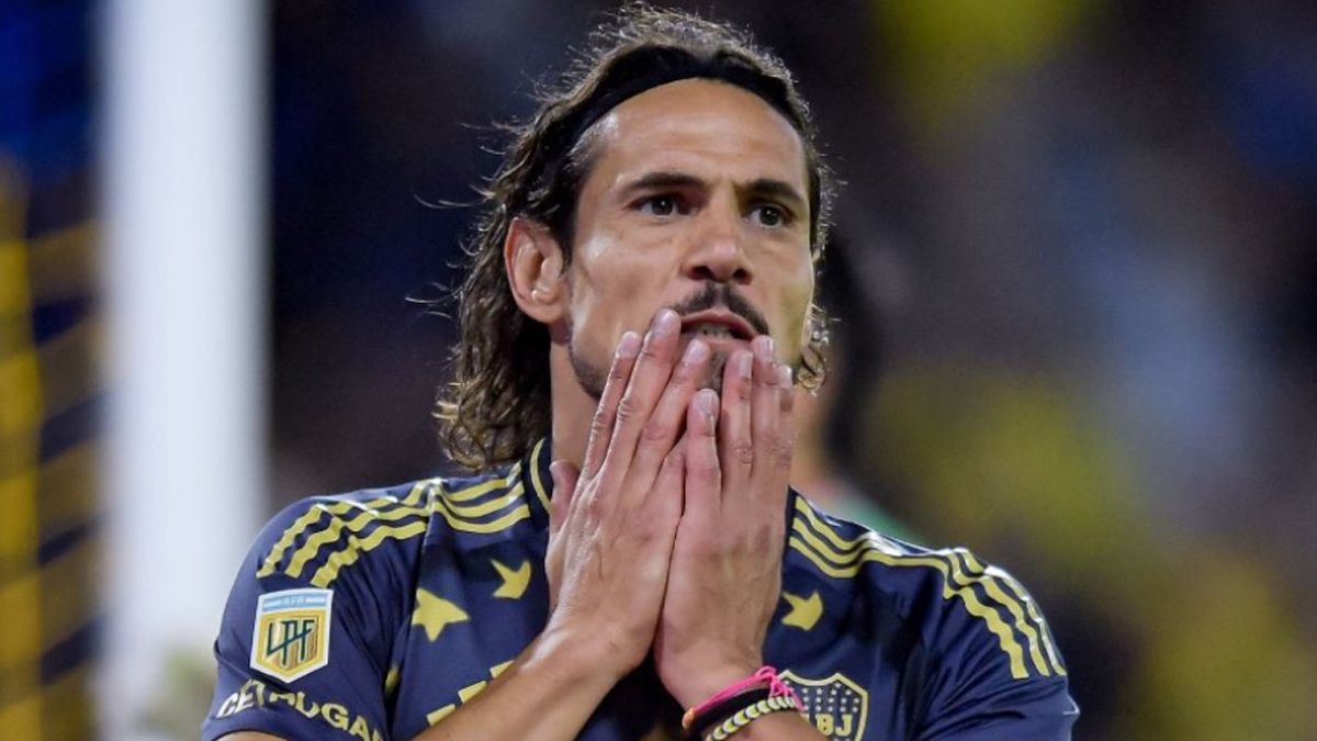 Cavani no juega contra River.