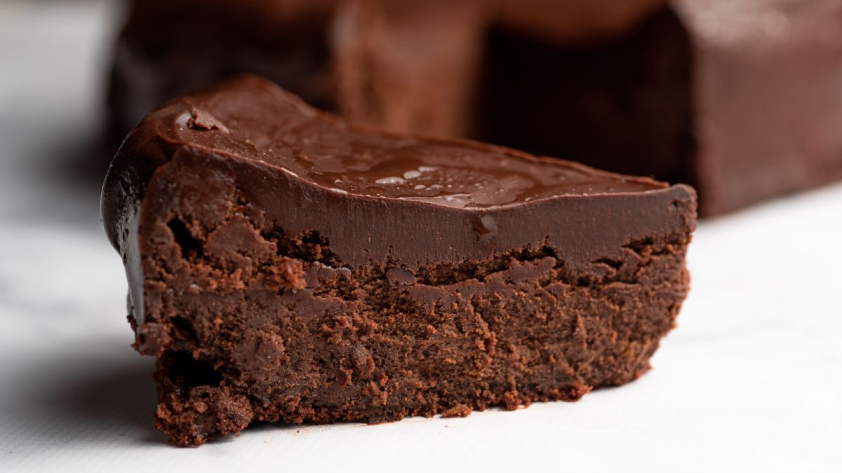 Torta húmneda de chocolate, una de las recetas más deliciosas. Torta húmneda de chocolate, una de las recetas más deliciosas.