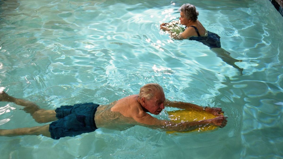 El peso corporal disminuye notablemente con esta actividad. El peso corporal disminuye notablemente con esta actividad.