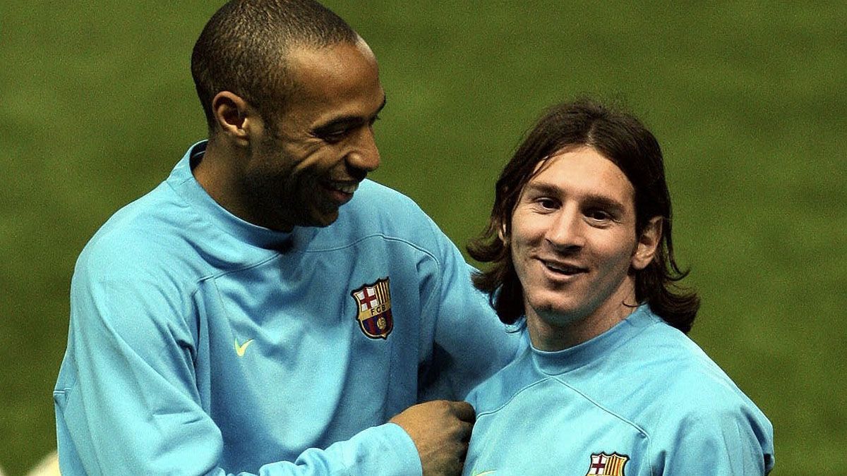 Thierry Henry y Lionel Messi. Ambos jugaron juntos en el Barcelona de España.