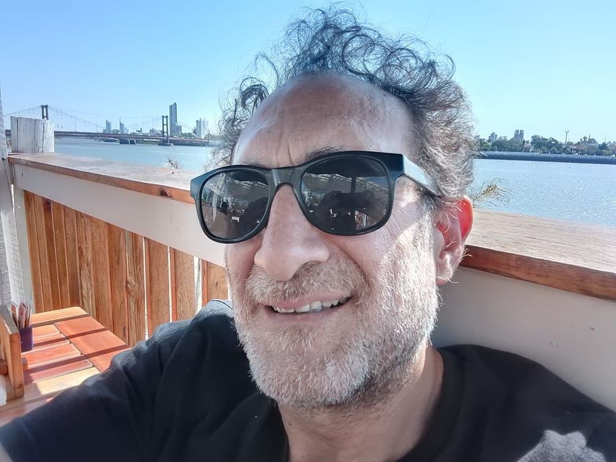 El escritor y docente MIguel Vitagliano dialogó en Radio Nihuil de su libro, donde rescata la figura y época de Guillermo Hudson.