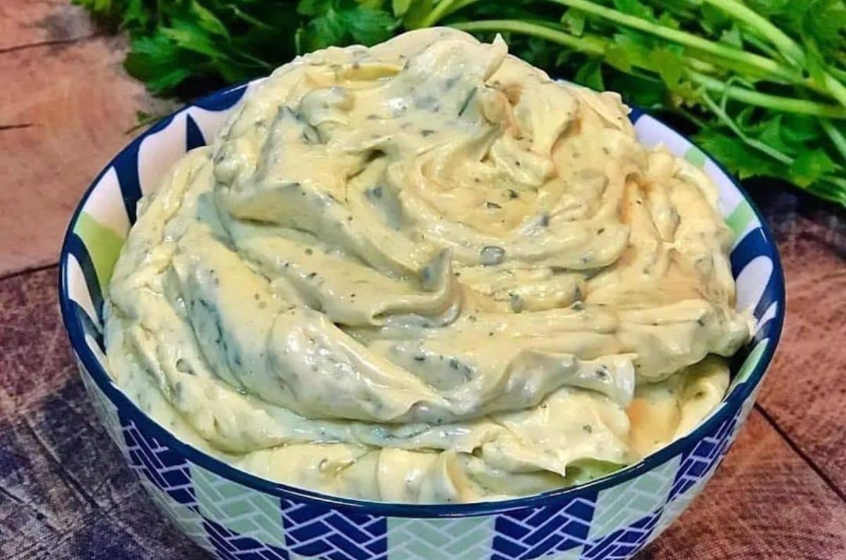 Rica y saludable. La mayonesa casera es m&aacute;s rica que la industrial y m&aacute;s saludable.&nbsp;
