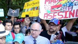 Venezuela adelantó los comicios para antes del 30 de abril