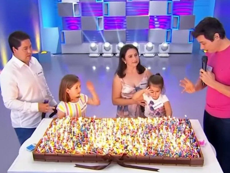 Sellaron la paz. A la hermanita malvada le hicieron soplar 500 velas.