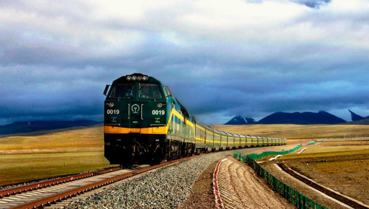 El tren más alto del mundo: 5.072 metros sobre el nivel del mar