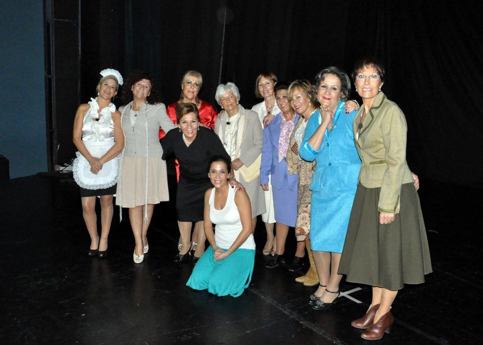 Mirá las fotos de las obras  Siete mujeres y  Talladas en el viento en el Teatro Roma, todos estuvieron presentes