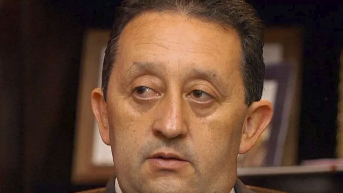 Celso Jaque comparte su profesión universitaria (es contador) con su esposa Liliana Landete.