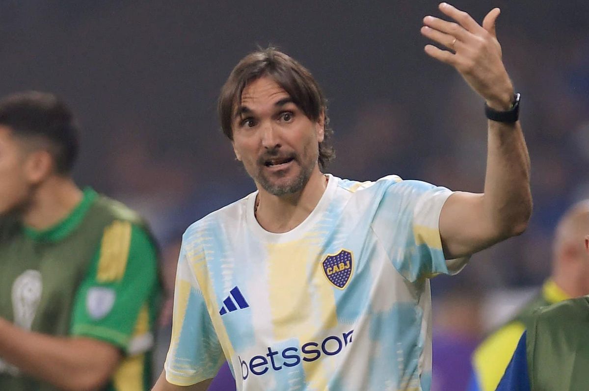 Martínez sufrió su segunda eliminación como DT de Boca.