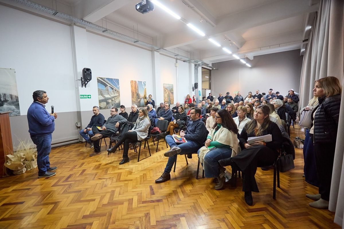 Esta herramienta permitirá a las Inspecciones de Cauce volcar los estados y asientos contables, al igual que los balances según las normativas correspondientes. Esta herramienta permitirá a las Inspecciones de Cauce volcar los estados y asientos contables, al igual que los balances según las normativas correspondientes.