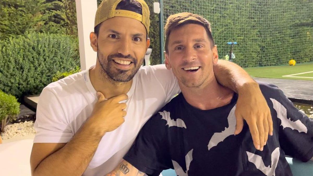 El posteo del Kun Agüero y el look de entre casa de Messi 