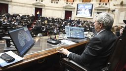 El diputado nacional Julio Cobos le pidió a Milei no romper el equilibrio social. Diputados le dio media sanción al proyecto de ley de financiamiento universitario.