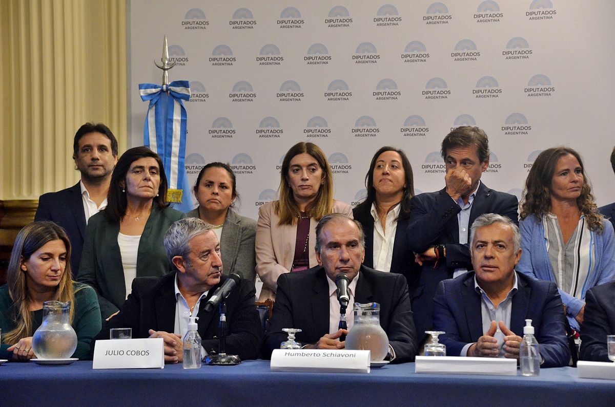 El 19 de abril, varios referentes de Juntos por el Cambio le exigían a la vicepresidenta Cristina Kirchner que nombrara a los integrantes del Consejo de la Magistratura. Esa noche se conoció la estrategia de partir al Frente de Todos.