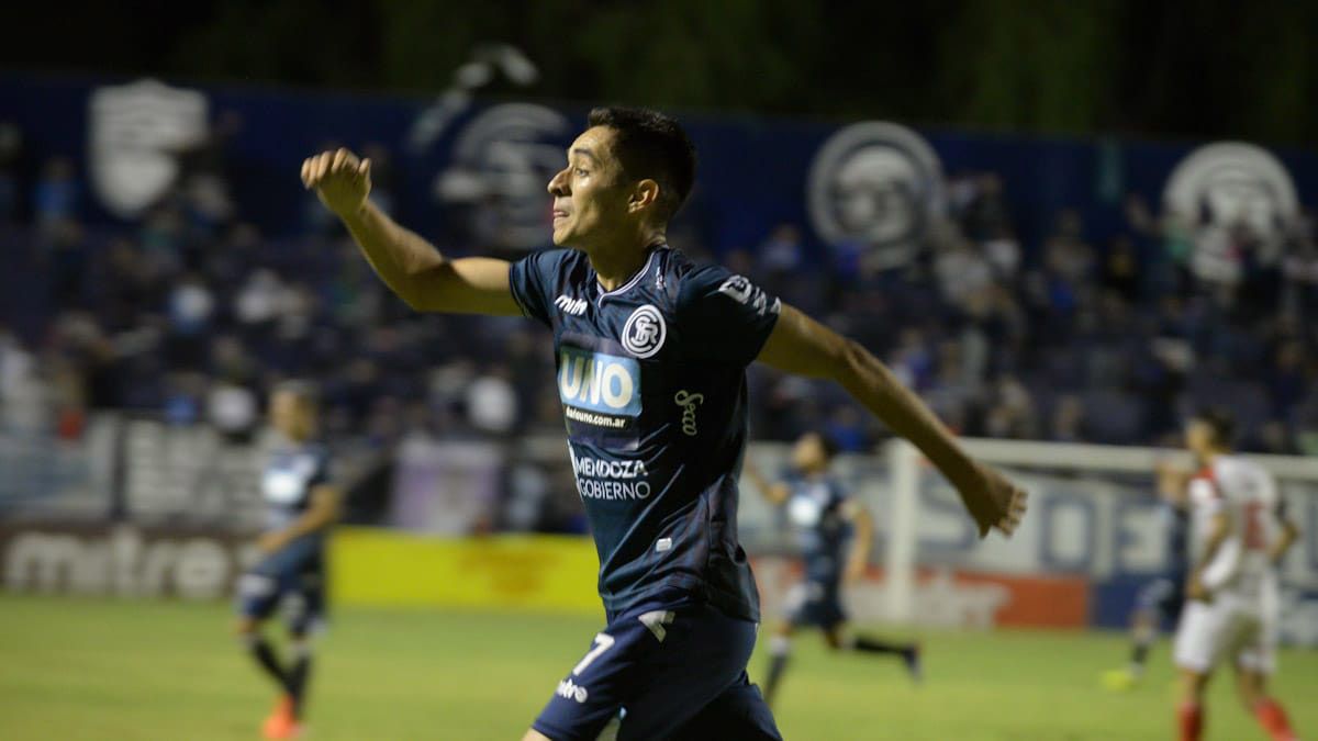 Pablo Palacio grita con todo el gol que convirtió para la Lepra.&nbsp;