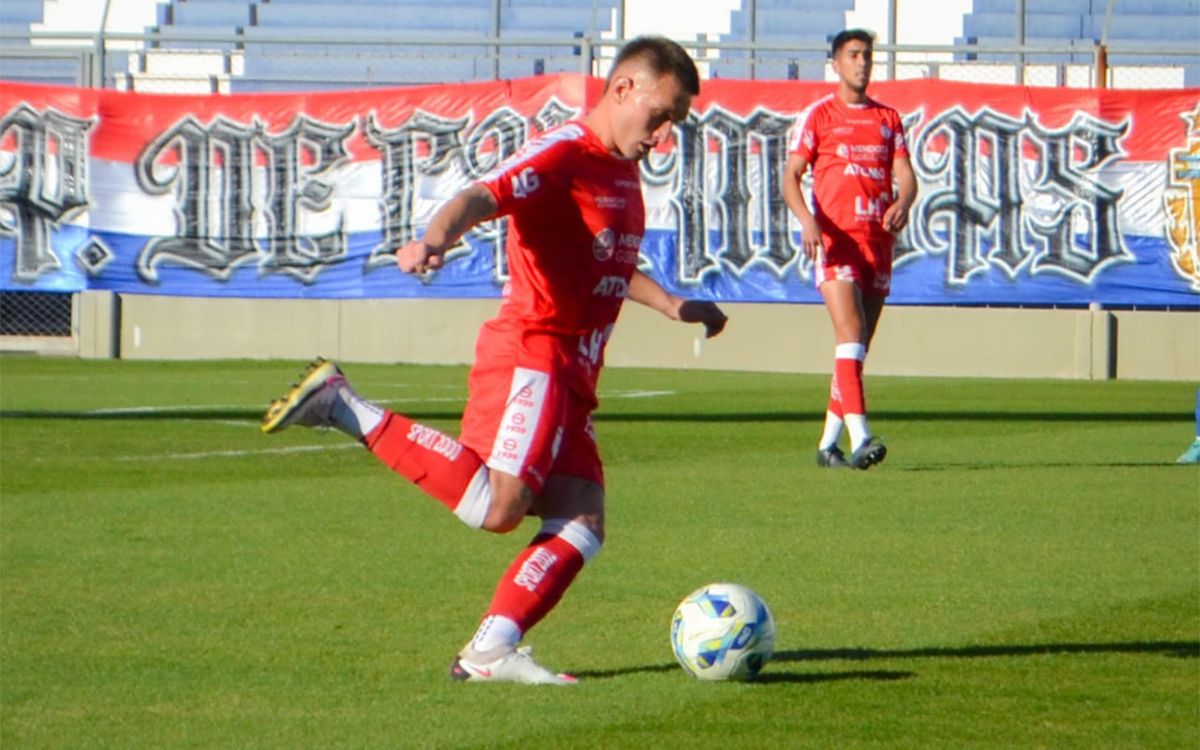 Huracán Las Heras cerrará la segunda ronda el próximo miércoles ante Juventud Unida en el General San Martín. Huracán Las Heras cerrará la segunda ronda el próximo miércoles ante Juventud Unida en el General San Martín.