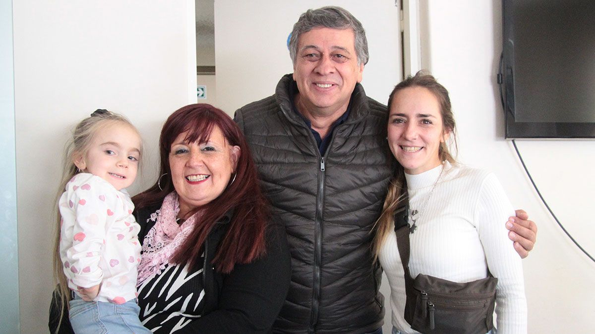 Daniel Orozco volvió de su licencia y encabezó un encuentro con Juanita Ghiotti y su familia.&nbsp;