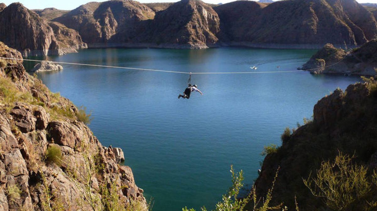 El canopy es una de las actividades más divertidas que propone San Rafael.