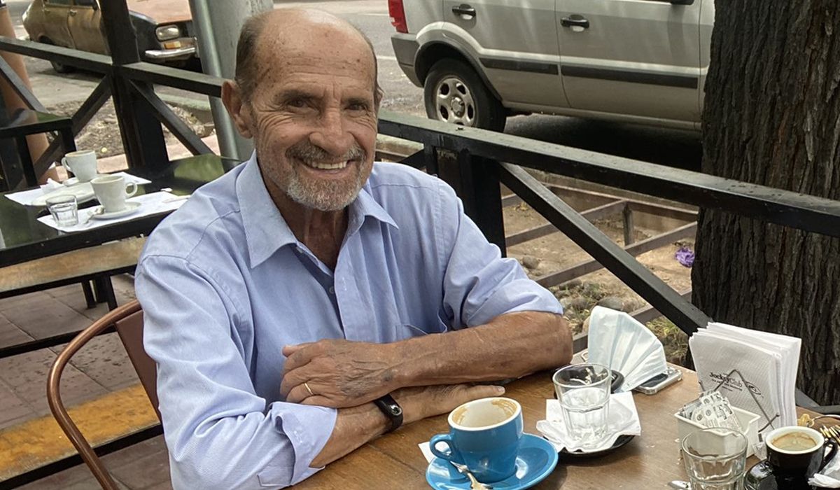 Con esa sonrisa lo recordó el diputado Videla Saenz quien anoche anunció la muerte de Eduardo Difonso