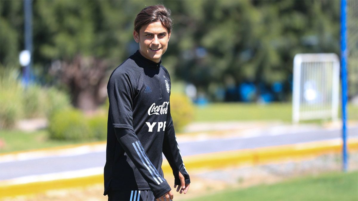 La Selección se entrenó en Ezeiza y luego viajará a La Paz