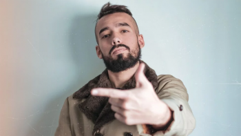 Maurito Ferrari se presenta en mendozaencasa.com y además lanza su nuevo sencillo Tatuador