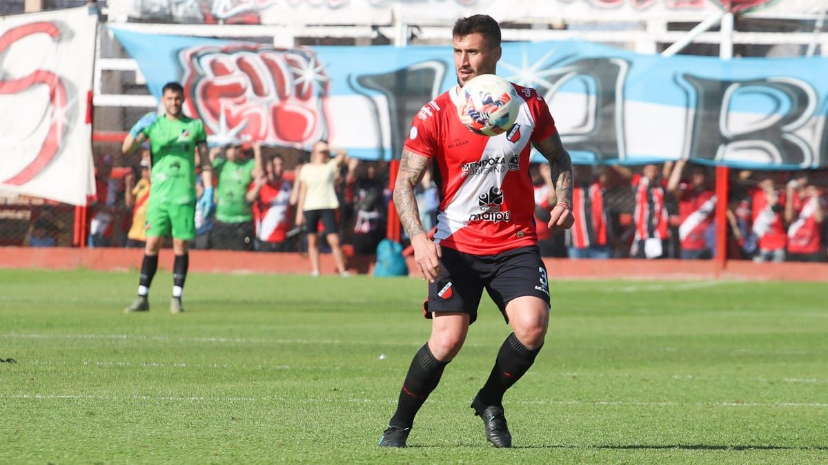 Guillermo Ferracutti quiere dar el golpe ante Estudiantes de Río Cuarto.