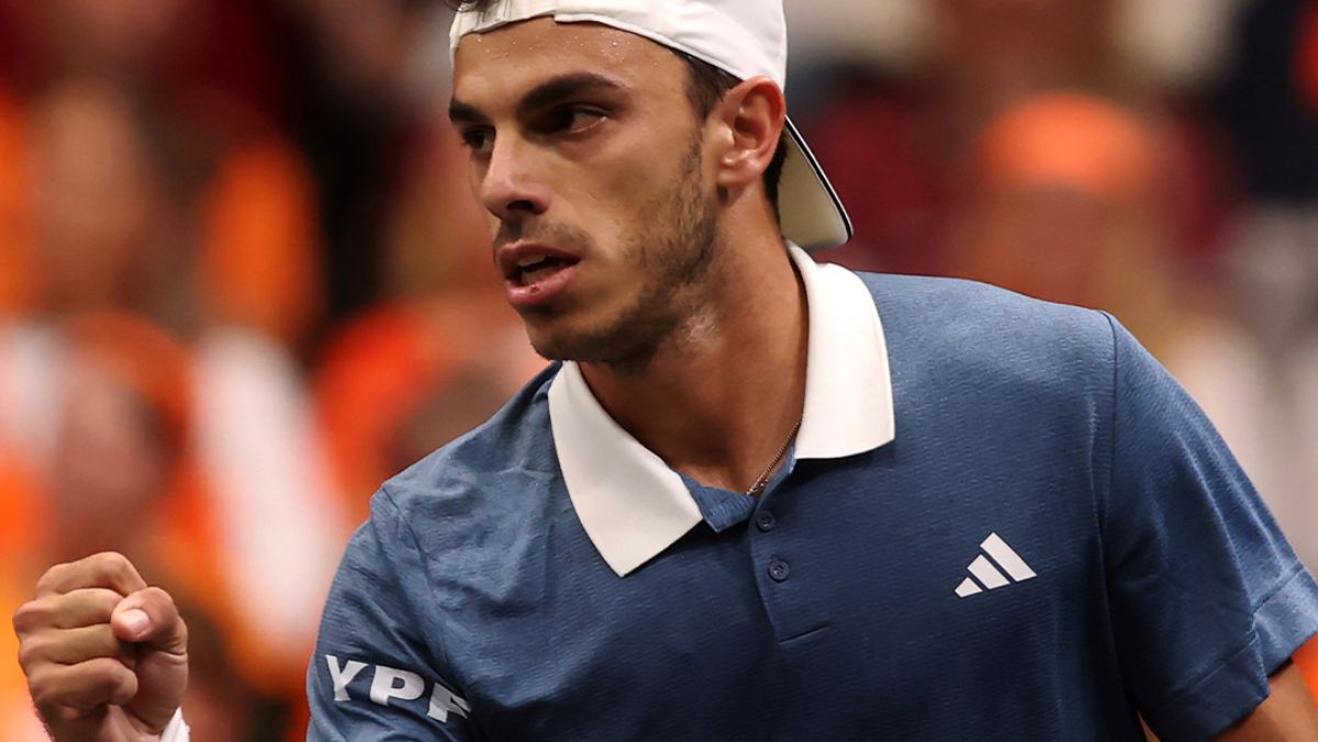 Fran Cerúndolo puso match point a Argentina en la Copa Davis.