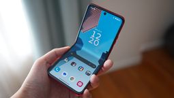 El móvil en oferta que tiene Amazon y es plegable.&nbsp;