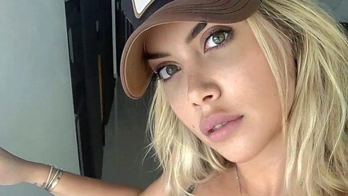 Wanda Nara se quedaría sin redes y fue por más: foto en bikini y debut