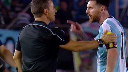 Messi fue suspendido por 4 fechas y no jugará hasta la última fecha