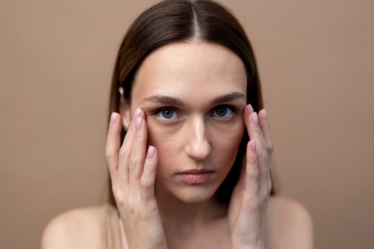 La alimentación desequilibrada, los problemas de circulación y la retención de líquidos son las principales causas de la aparición de ojeras. Imagen: Pexels. La alimentación desequilibrada, los problemas de circulación y la retención de líquidos son las principales causas de la aparición de ojeras. Imagen: Pexels.