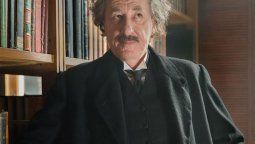 Geoffrey Rush es Einstein en la nueva serie de National Geographic