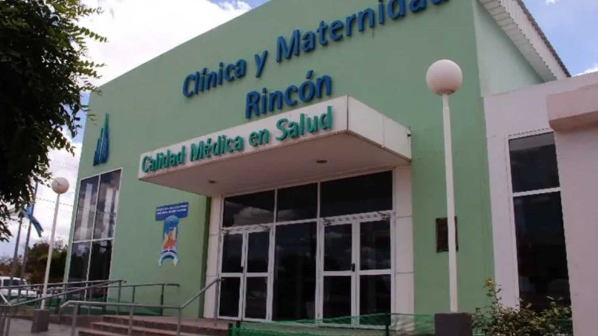 La bebé fue llevada al Hospital de Rincón de los Sauces, donde horas después murió por una infección generalizada La bebé fue llevada al Hospital de Rincón de los Sauces, donde horas después murió por una infección generalizada