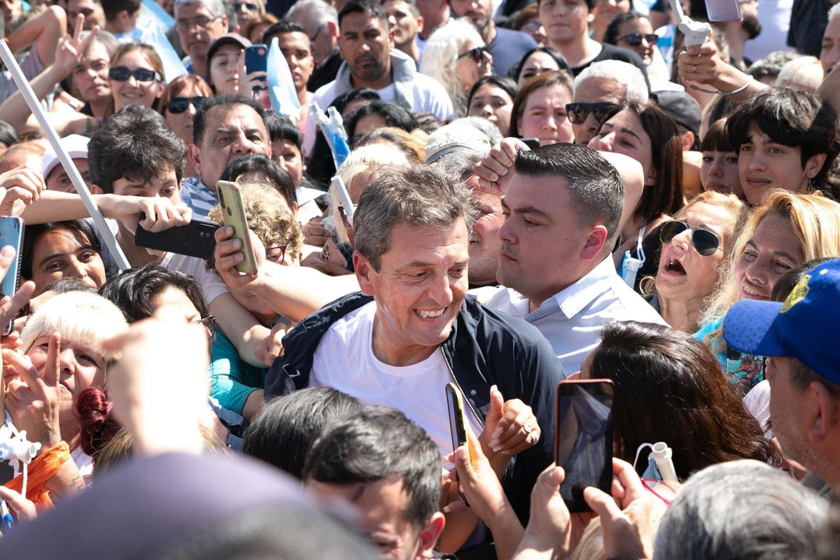 Massa siguió de campaña este domingo.