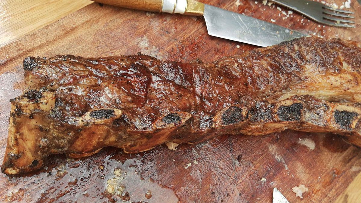 Las costillas son, probablemente, el corte de carne más pedido para hacer un asado.