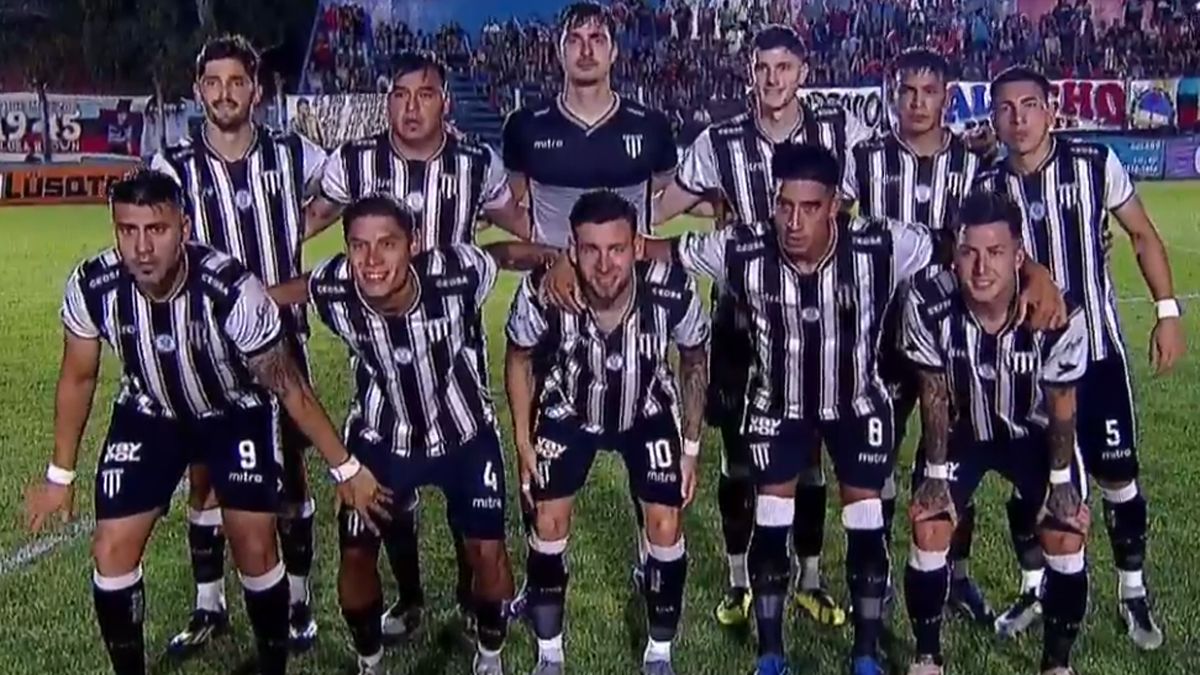 Es casi imposible que Gimnasia y Esgrima sea finalista de la Primera Nacional y tendrá que pensar en el Reducido. Es casi imposible que Gimnasia y Esgrima sea finalista de la Primera Nacional y tendrá que pensar en el Reducido.