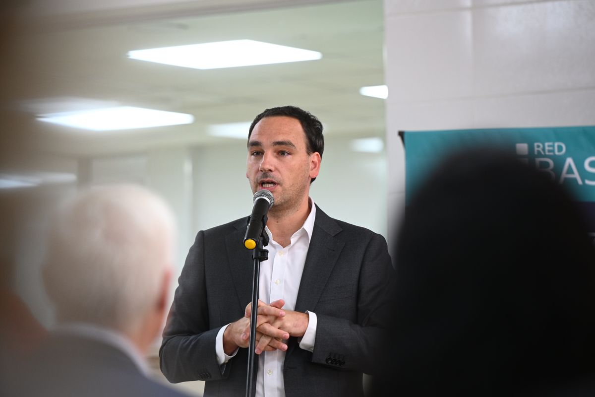 El ministro de Salud y Deportes, Rodolfo Montero, en el Hospital de Luján. El ministro de Salud y Deportes, Rodolfo Montero, en el Hospital de Luján.