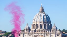 Fumata rosa en el Vaticano: qué significa y por qué es tan especial