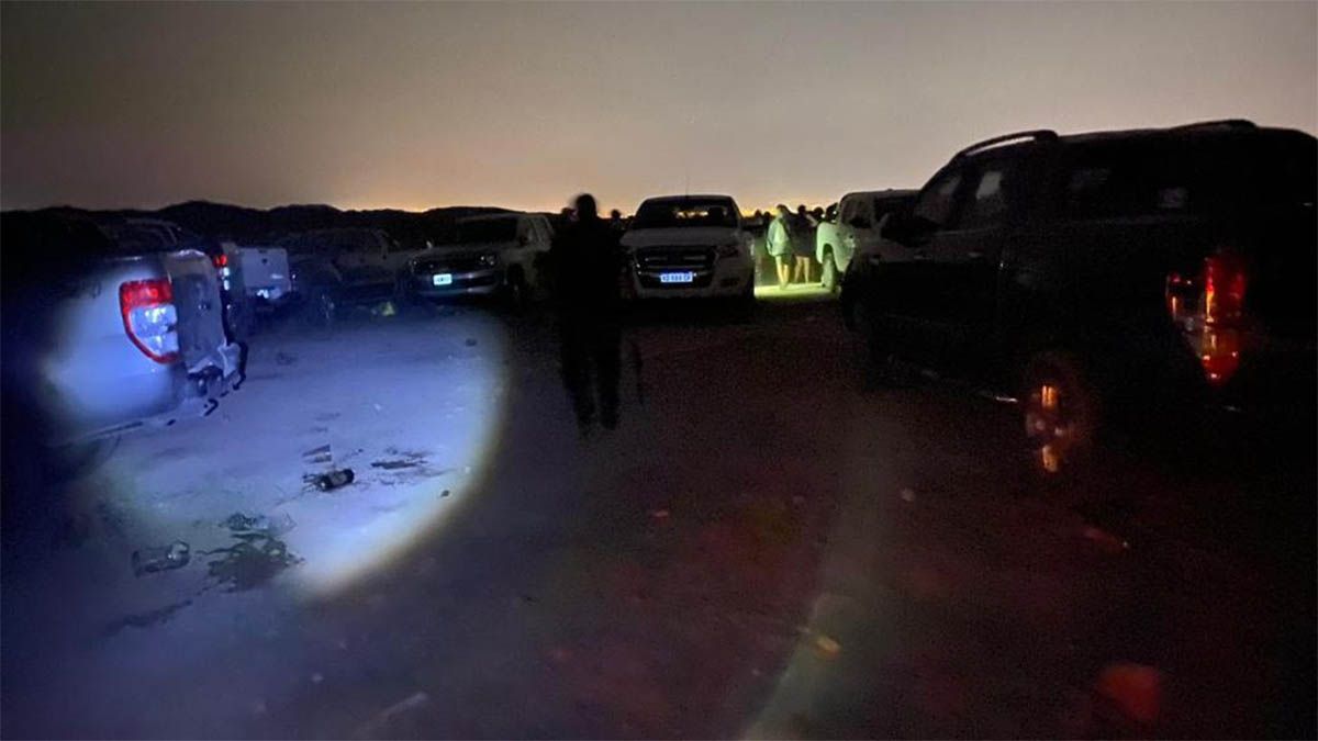 Descubrieron una fiesta clandestina con más de 300 jóvenes en Chacras de Coria