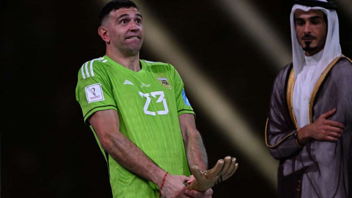 El Dibu Martínez celebró de esta manera y al DT de Aston Villa le molestó.