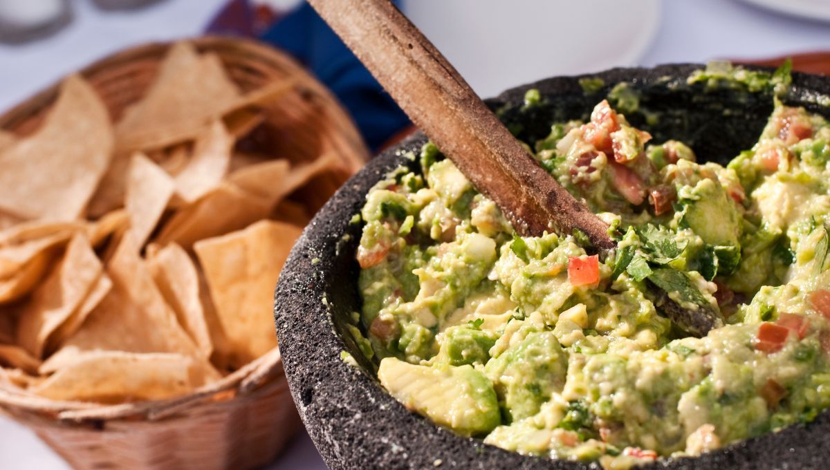 Guacamole. Guacamole.