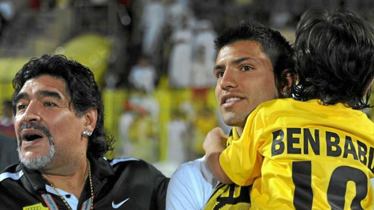 El Kun Agüero reveló como vivió la muerte de Maradona 