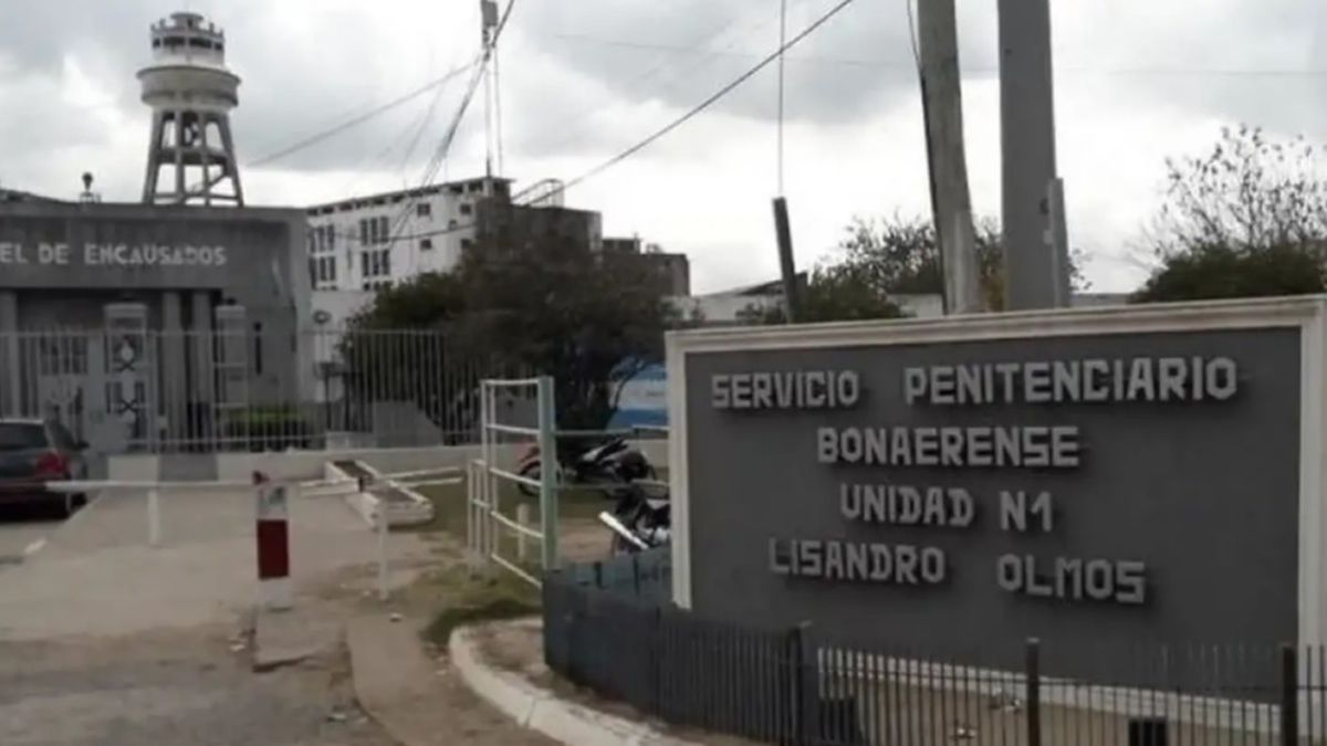 Martín Muñoz pasó 13 años en prisión en la Unidad Penitencia I de Olmos, luego de ser condenado por un homicidio que no cometió, en una causa armada. Allí se recibió de abogado y jurará el 9 de abril 