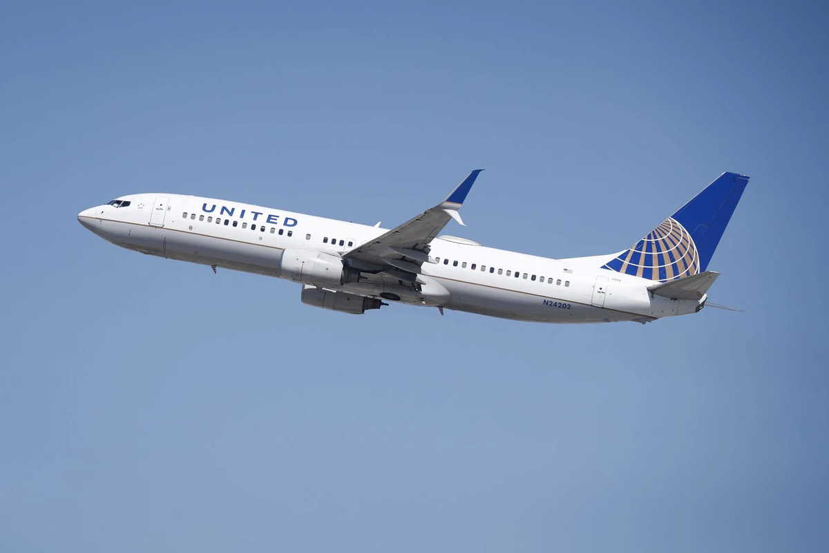 Volar, una de las experiencias más particulares que existen. Algunos disfrutan, otros padecen. Volar, una de las experiencias más particulares que existen. Algunos disfrutan, otros padecen. 