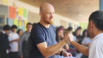 Allasino esquiva alianzas, Petri con granaderos pero sin radicales y reinicio del debate minero Allasino esquiva alianzas, Petri con granaderos pero sin radicales y reinicio del debate minero