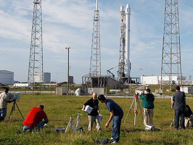 La nave SpaceX llegó a la estación especial con provisiones