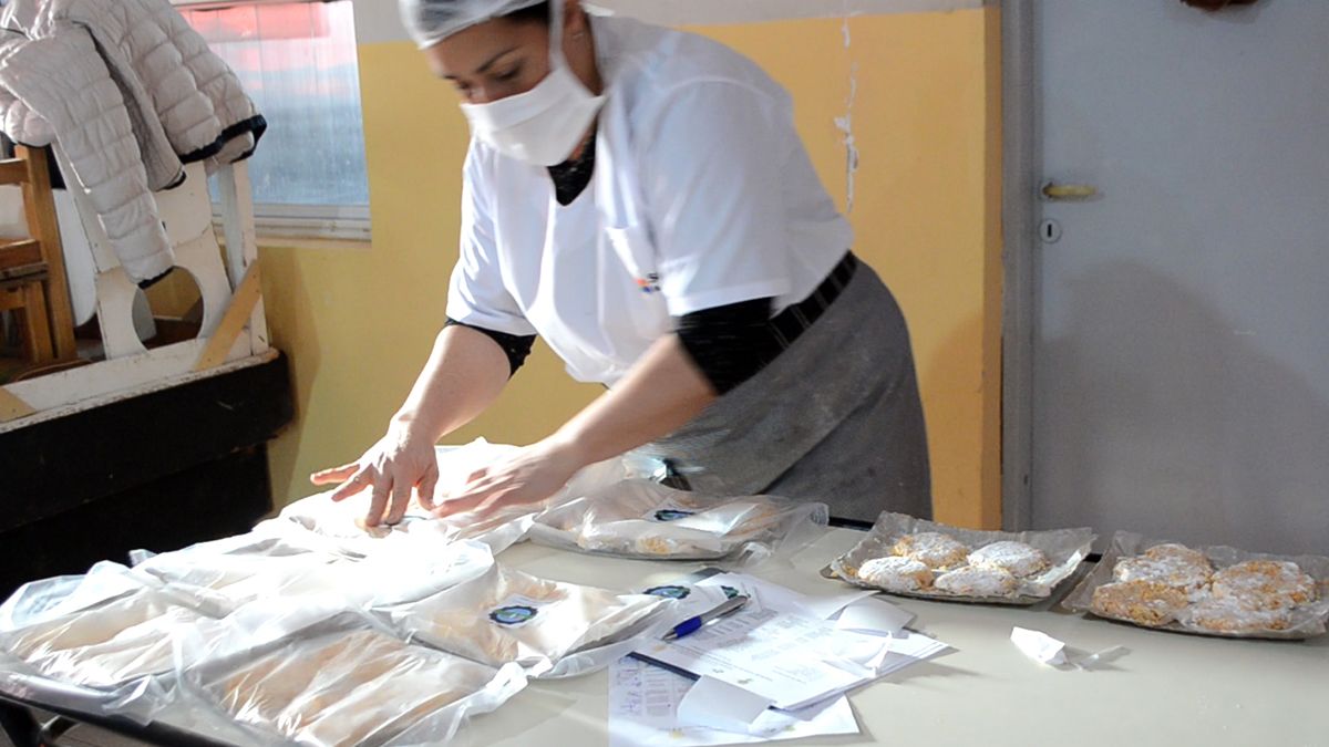 El sector gastronómico de San Rafael recibirá una ayuda de la Comuna y a cambio tendrán que hacer viandas para comedores comunitarios.