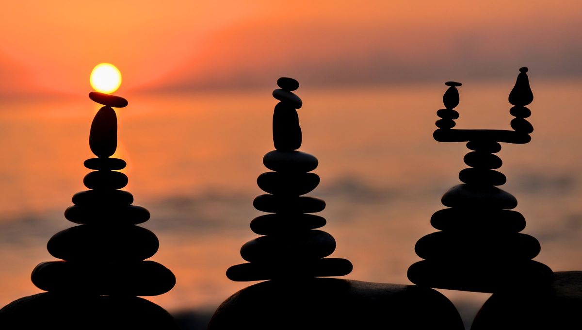 Los proverbios chicos son frases concisas, que se han mantenido vigentes por su capacidad para simplificar dilemas complejos y orientar las acciones diarias. Los proverbios chicos son frases concisas, que se han mantenido vigentes por su capacidad para simplificar dilemas complejos y orientar las acciones diarias.